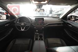 نيسان ألتيما